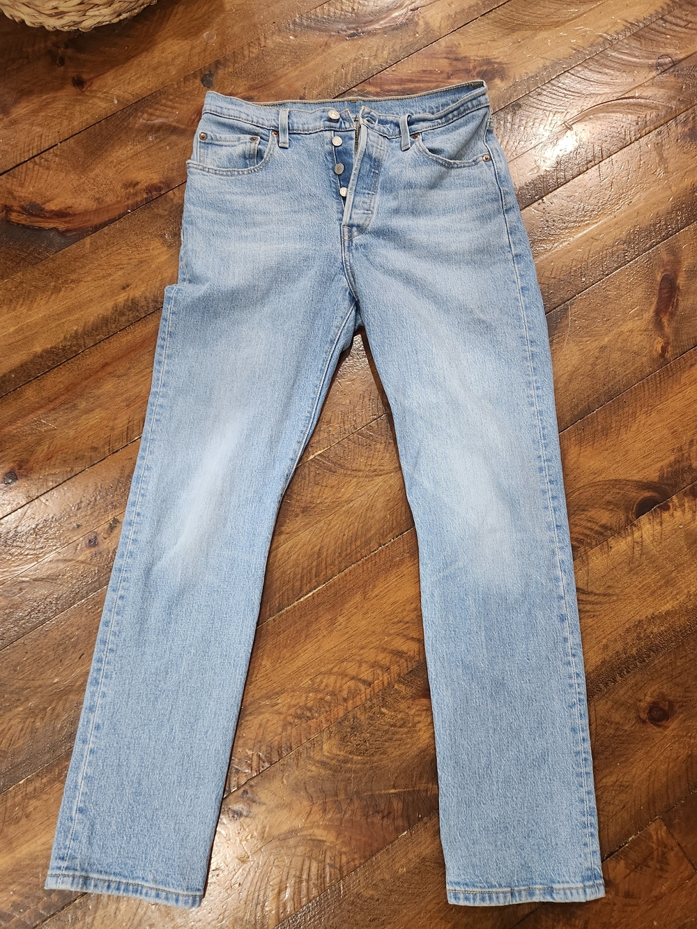 Levis 501 Jeans Womens 28 Original Button FlyLight Blue Straight-Leg Jeans